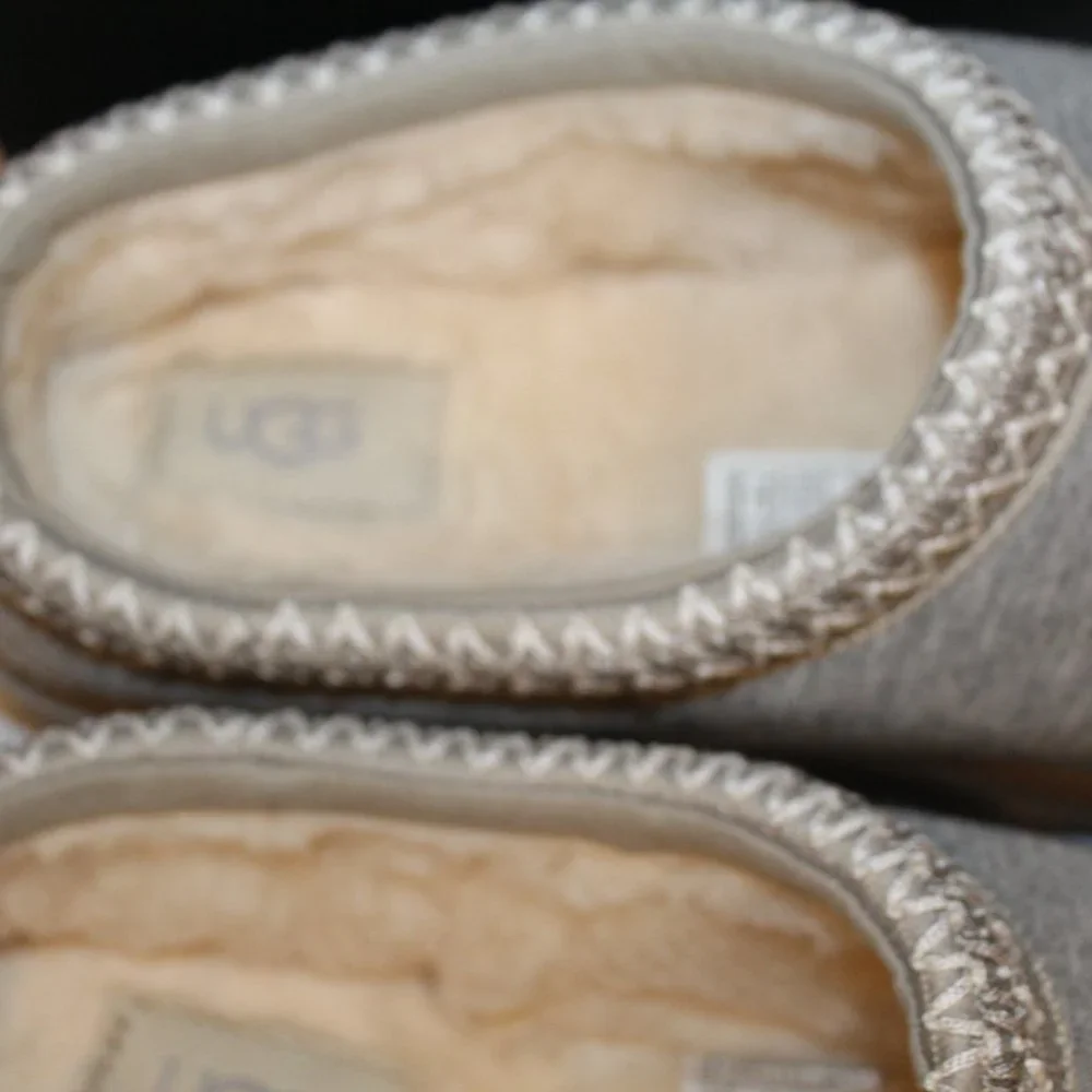 UGG shearling lining